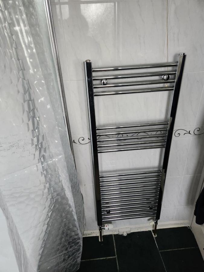 Private Luxurious Space Basildon  Esterno foto